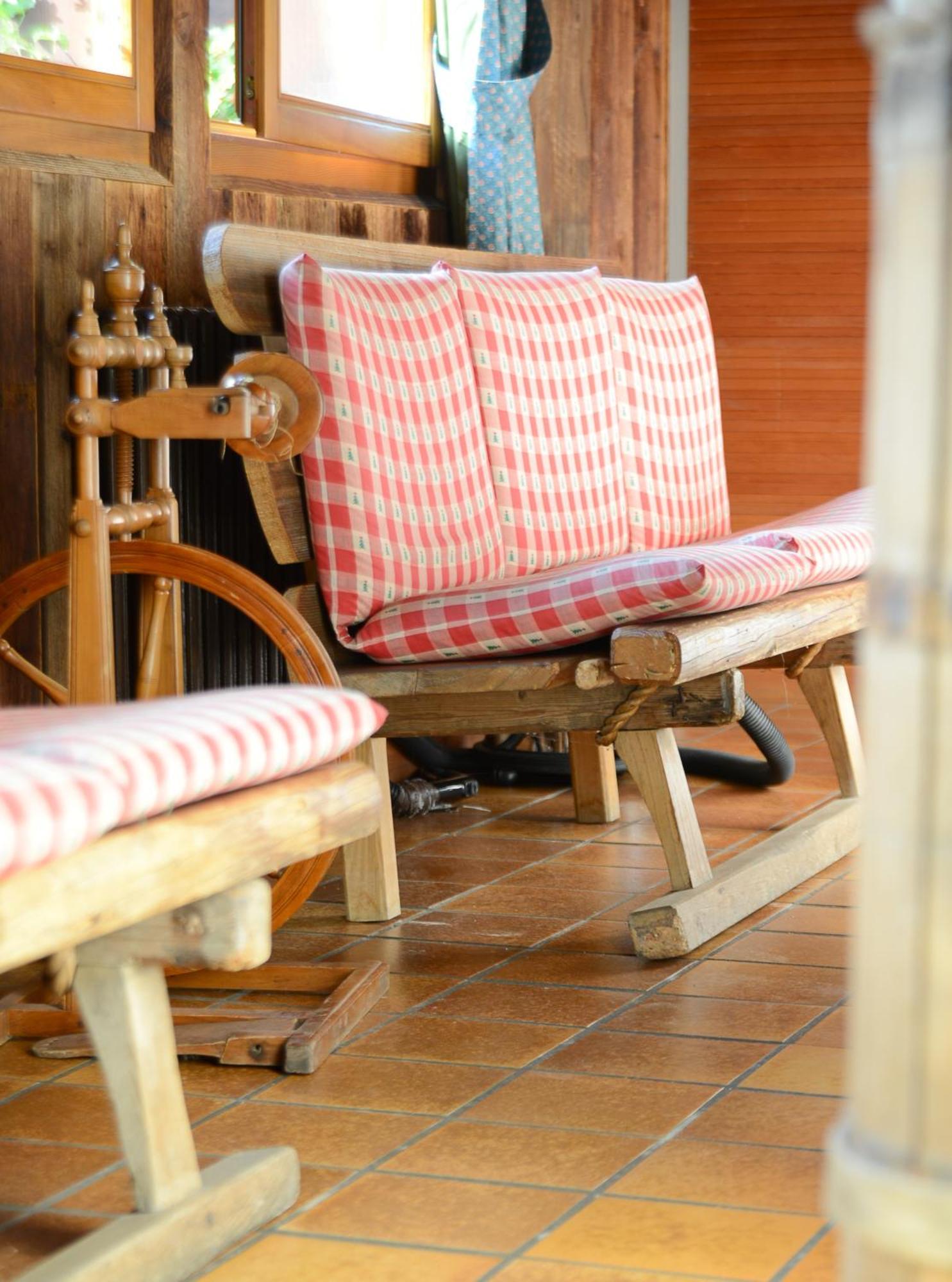 Hotel-Spa Le Morillon Charme & Caractere Exterior foto